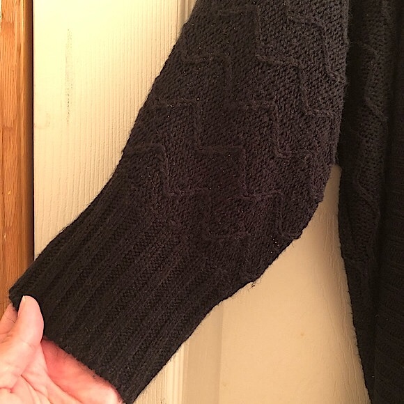 Seductions Cocoon Knit Sweater - Picture 8 of 12